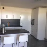 In With Swimming Pool And Direct Access Apartmán Frontignan