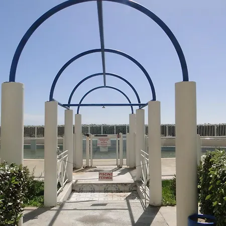 Appartement In With Swimming Pool And Direct Access Frontignan